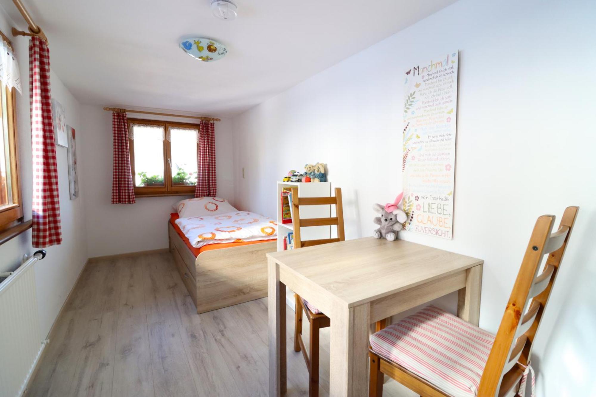 Ferienwohnungen Haus Hees Todtnau Pokoj fotografie